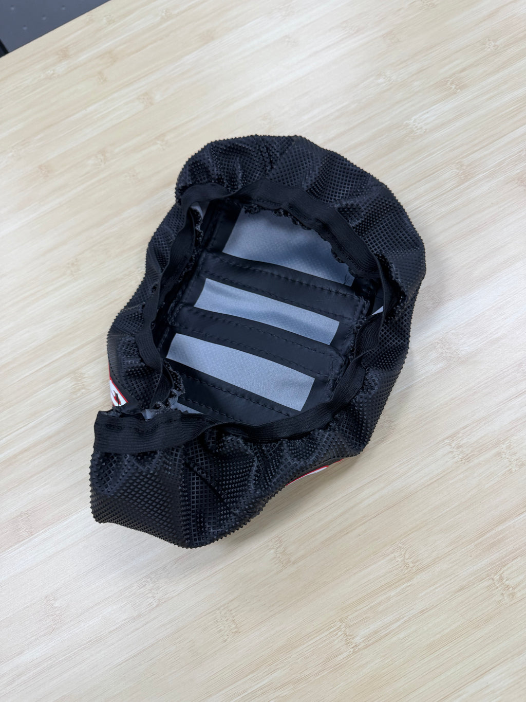 Guts Racing Seat Cover for Surron Light Bee X GUTS Racing